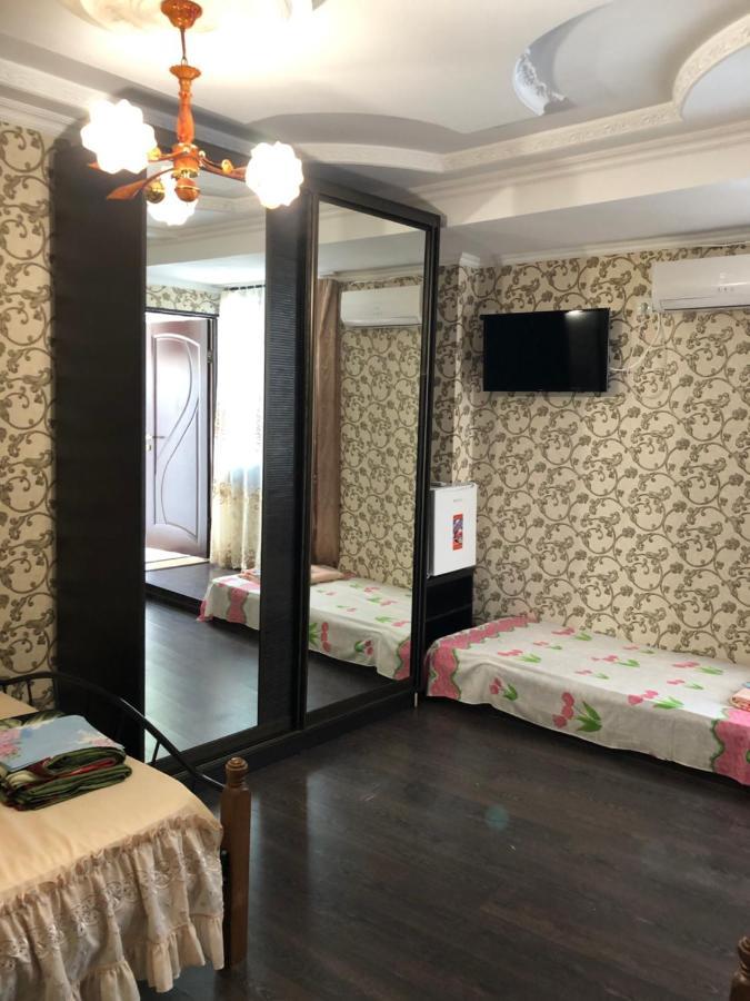 غاغرا Nina Mini Hotel المظهر الخارجي الصورة
